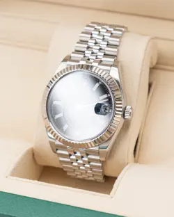 Rolex Sky Dweller 42mm 326934 Black Dial Jubilee
