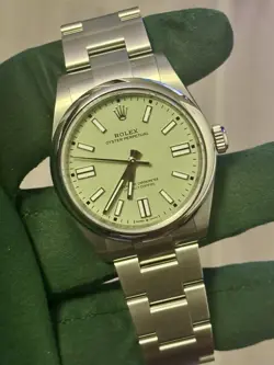 2025 ROLEX OYSTER PERPETUAL 134300 PISTACHIO DIAL