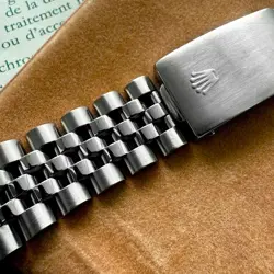 1989 Rolex Datejust Stainless 16220 - Roman Numeral Cream Anniversary Dial