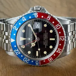 “GLOSSY” GILT DIAL
