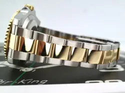 Nice Condition - 18k Bluesy - Rolex Submariner 116613LB - Fully Linked