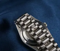 DIAL DAY DATE