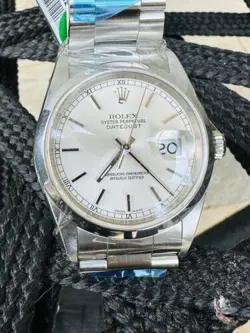 Stunning Rolex Datejust 16200 A Serial 1999 Silver Dial Oyster Bracelet Look!