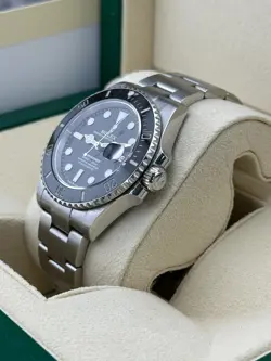 Rolex Submariner Date, 41mm, 126610LN, 2024 Box and Papers