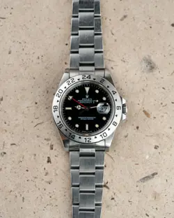 1995 VINTAGE ROLEX EXPLORER II REF. 16570 - CREAMY LUME BLACK DIAL
