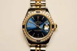 ROLEX 18K LADY DATEJUST W/ FACTORY VVS DIAMOND BEZEL & NAVY BLUE FACE