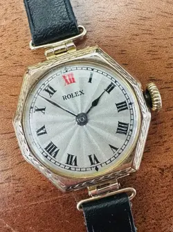 ROLEX 9K GOLD COCKTAIL WATCH FROM 1938, ARTICULATED LUGS, ORIGINAL BOX.