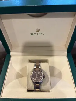 ROLEX. LADY DATEJUST 2024. ROSEGOLD & STAINLESS STEEL. WORN TWICE. PERFECT COND.