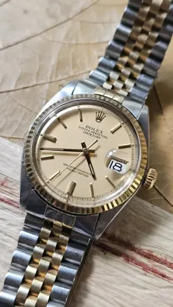 VINTAGE ROLEX DATEJUST 1601 TWO-TONE GOLD DIAL MEN'S AUTOMATIC WATCH 1971