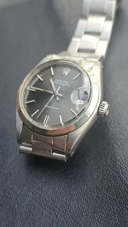 HAND-WINDING WATCH 1979