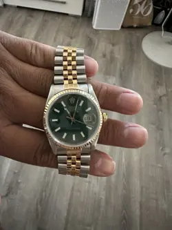 STEEL GREEN DIAL
