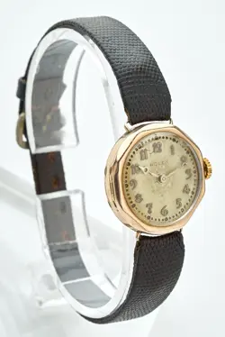 LADIES VINTAGE WATCH