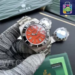 WRISTWATCH EQUIPPED