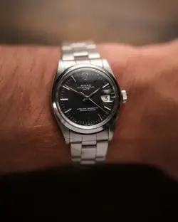 ROLEX OYSTER PERPETUAL DATE REF. 1500 - RARE MATTE BLACK DIAL