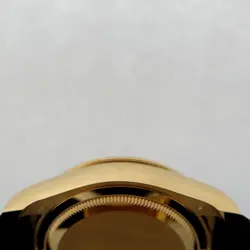 YELLOW GOLD WITH