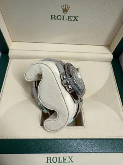 SET BOX