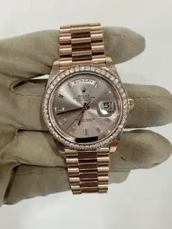 SUNDUST DIAMOND BEZEL