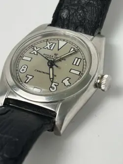 VINTAGE 40S ROLEX OYSTER PERPETUAL CHRONOMETER WATCH WITH BLACK LEATHER STRAP