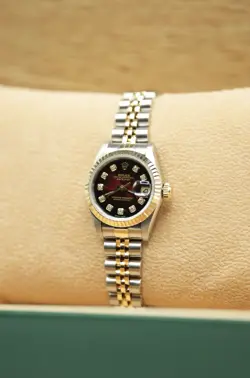 Ladies Steel & Gold Rolex Datejust 26mm 69173 Custom Red Vignette Diamond Dial