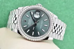 MINT GREEN DIAL