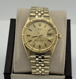 ROLEX DATE 1501 34MM CHAMPAGNE DIAL 14K YELLOW GOLD