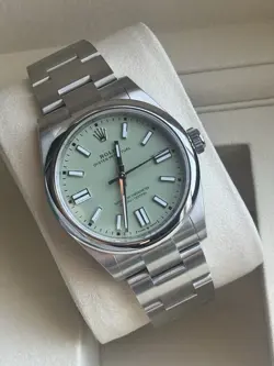 NEW 2025 ROLEX OYSTER PERPETUAL 41MM 134300 PISTACHIO