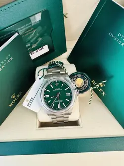 NEW 2024 ROLEX OYSTER PERPETUAL 41MM GREEN DIAL REF 124300 BOX PAPER WARRANTY
