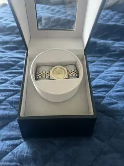 WOMENS ROLEX WATCH