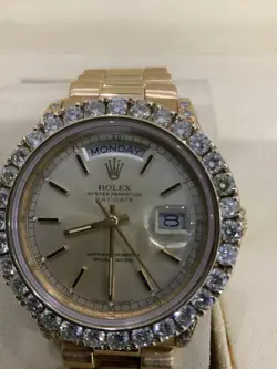 18K DIAMOND BEZEL
