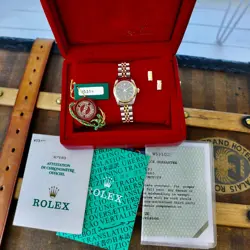 A BEAUTIFUL 1996 LADIES ROLEX OYSTER PERPETUAL IN STEEL & GOLD FULL BOX SET