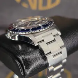 BLUE BEZEL