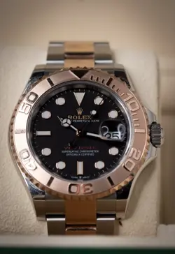 2023 ROLEX YACHT-MASTER 40 126621 BLACK DIAL ROSE GOLD TWO TONE FULL SET