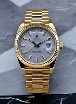 WRISTWATCH SILVER DIAGONAL