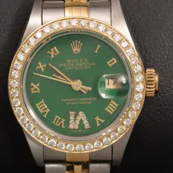DIAMOND ON GREEN
