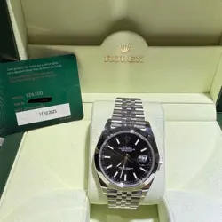 ROLEX DATEJUST MEN'S BLACK WATCH WITH JUBILEE BRACELET - 126300