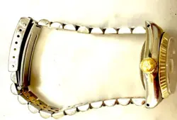 WATCH CHAMPAGNE FACTORY