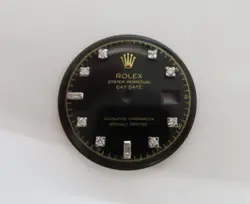 VINTAGE DIAMOND DIAL