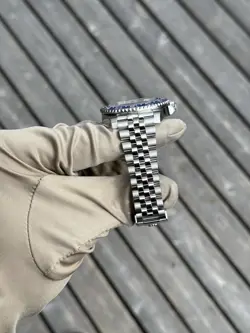 2022 Rolex GMT-Master II 40mm Batgirl Jubilee Bracelet 126710BLNR with Card