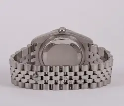 FLUTED BEZEL