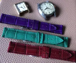 STRAPS SUITS VINTAGE