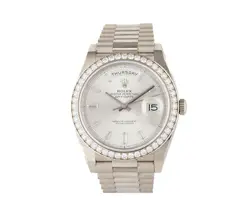 18K W/ BOX&PAPERS