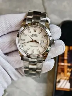 ROLEX DATEJUST 41MM 126300 WHITE DIAL OYSTER STEEL BRACELET SMOOTH BEZEL