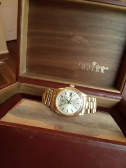 WATCH FLUTED 1803