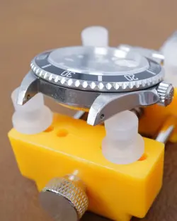 SUBMARINER 16610 SWISS