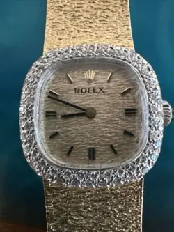 VINTAGE 14K GOLD AND DIAMOND LADIES ROLEX WATCH