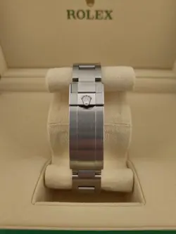 STAINLESS STEEL 116610LV