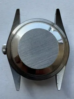 REF 16220 36MM