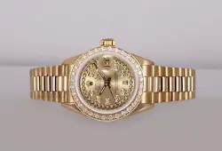 LADY PRESIDENT 18K