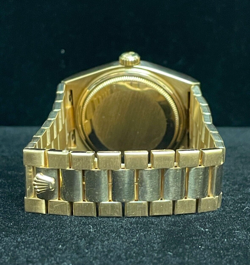 1979 Rolex Day-Date Oysterquartz 19018 Champagne Dial 18kt President 36mm