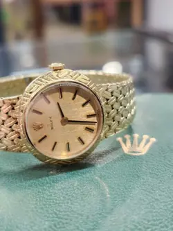 LADIES WATCH SOLID